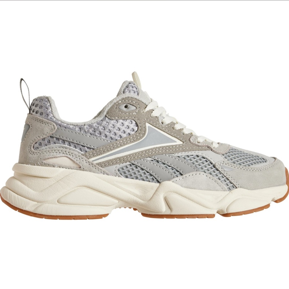 Reebok Charge Sneakers (new) - Picture 3 of 7